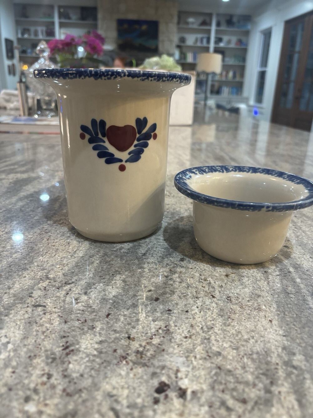 Ceramic & Porcelain Crock, Heart Pattern, Cream/Blue/Red, Round Free Standing